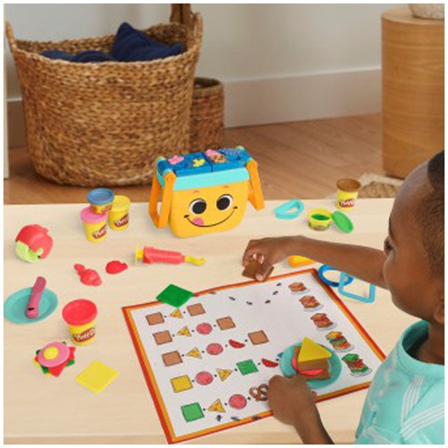 PLAY-DOH PICNIC SHAPES STARTER SET