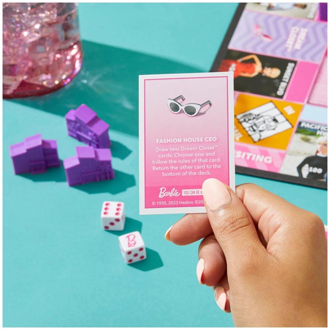 HASBRO MONOPOLY - BARBIE EDITION BOARD GAME