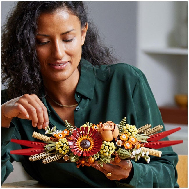 LEGO ICONS DRIED FLOWER CENTERPIECE