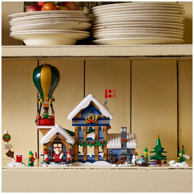 LEGO ICONS SANTAS POST OFFICE