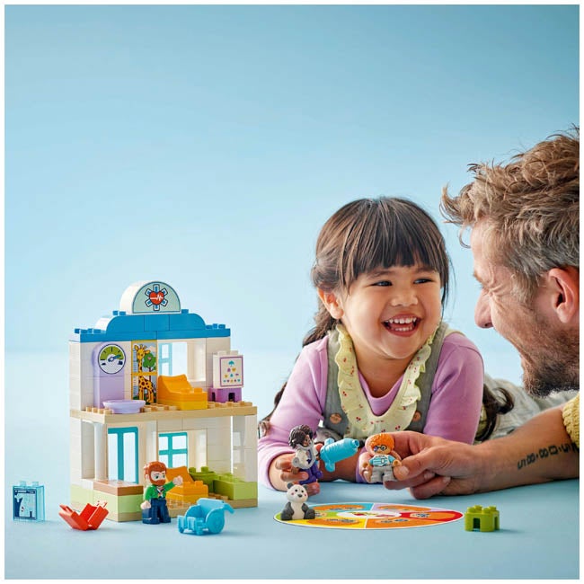 LEGO DUPLO FIRST TIME VISIT TO THE DOCTOR