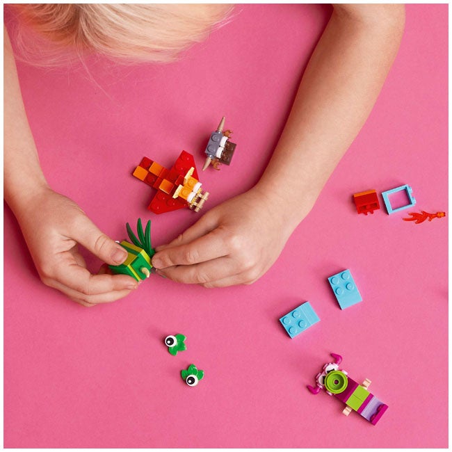 LEGO CLASSIC CREATIVE MONSTERS