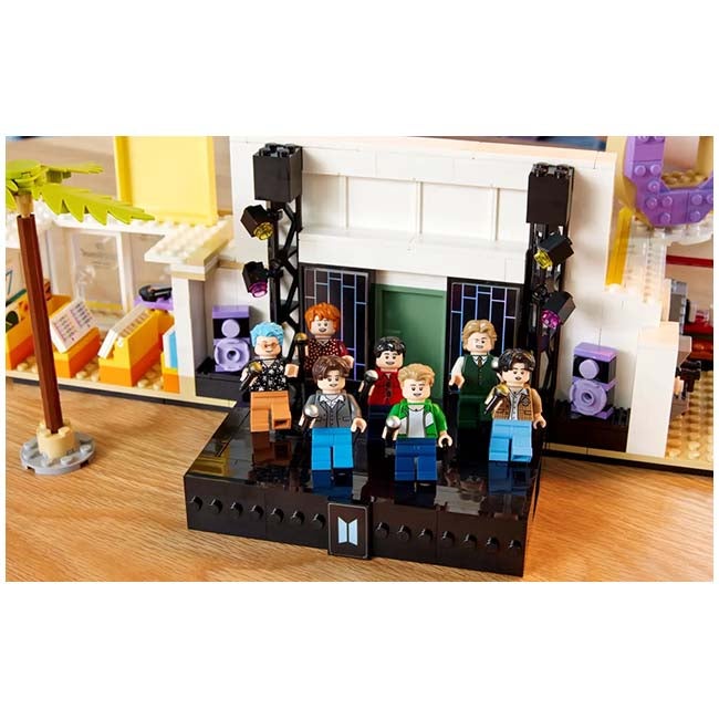 LEGO IDEAS  BTS DYNAMITE