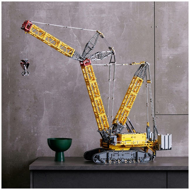 LEGO TECHNIC LIEBHERR CRAWLER CRANE LR 13000