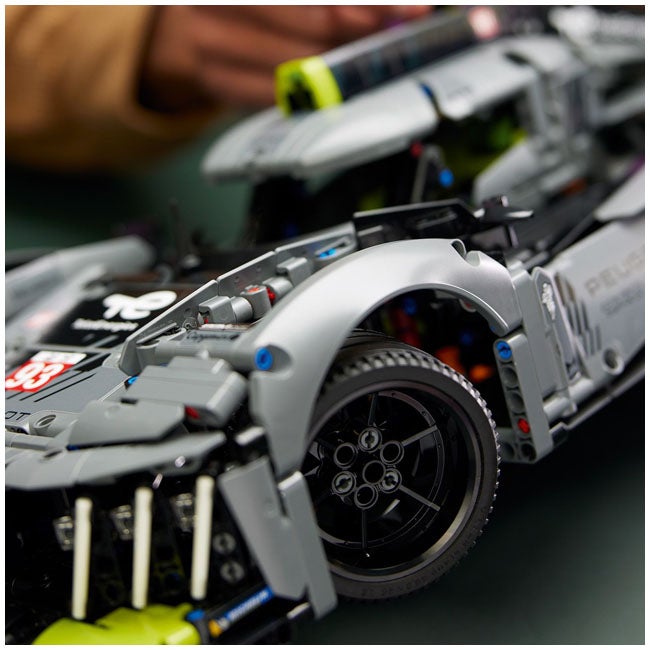 LEGO TECHNIC PEUGEOT 9X8 24H LE MANS HYBRID HYPERCAR