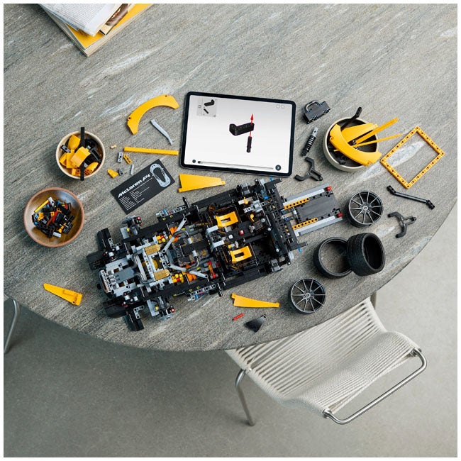 LEGO TECHNIC MCLAREN P1