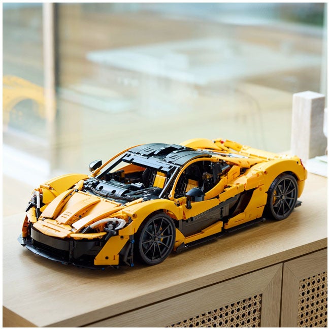 LEGO TECHNIC MCLAREN P1