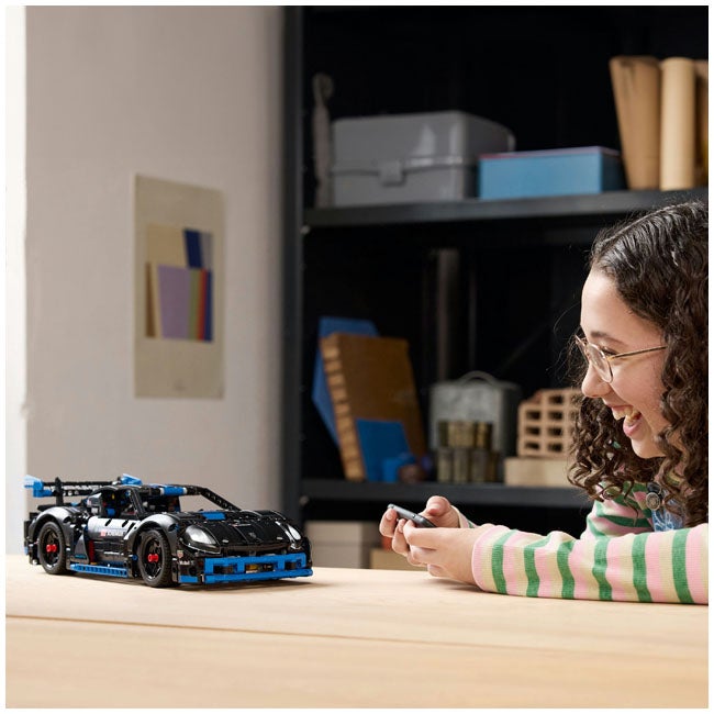 LEGO TECHNIC PORSCHE GT4 E-PERFORMANCE RACE CAR
