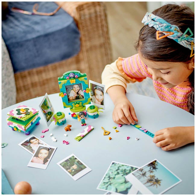 LEGO DISNEY ENCANTO MIRABELS PHOTO FRAME AND JEWELRY BOX