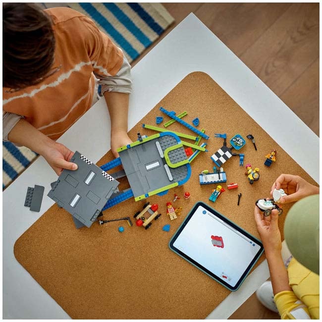 LEGO CITY NO LIMITS: RACE CAR RAMP TRACK