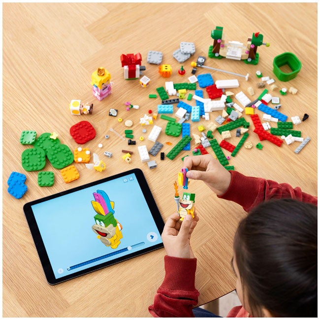 LEGO SUPER MARIO ADVENTURES WITH PEACH STARTER COURSE