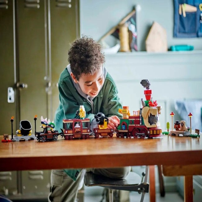 LEGO SUPER MARIO THE BOWSER EXPRESS TRAIN