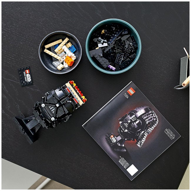 LEGO STAR WARS DARTH VADER HELMET