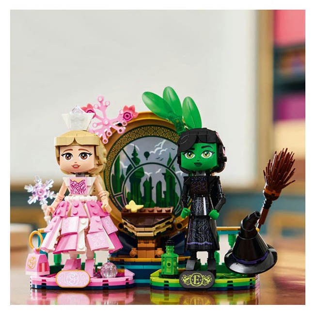 LEGO WICKED ELPHABA & GLINDA FIGURES