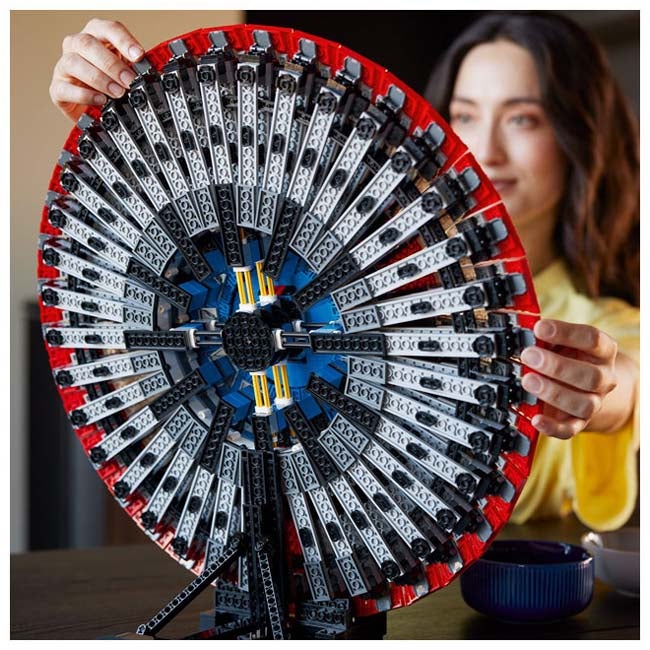 LEGO MARVEL CAPTAIN AMERICA SHIELD