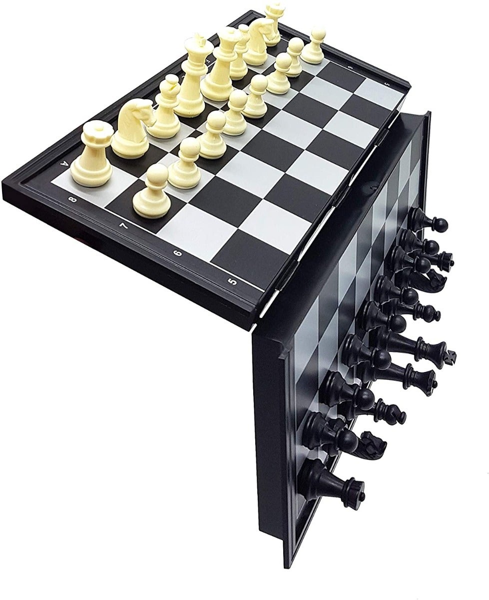 LEXIBOOK MAGNETIC 8-IN-1 BOARD GAME