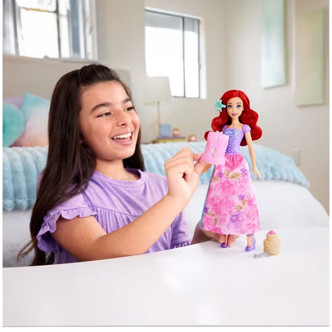 DISNEY PRINCESS SPIN AND REVEAL ARIEL FASHION DOLL