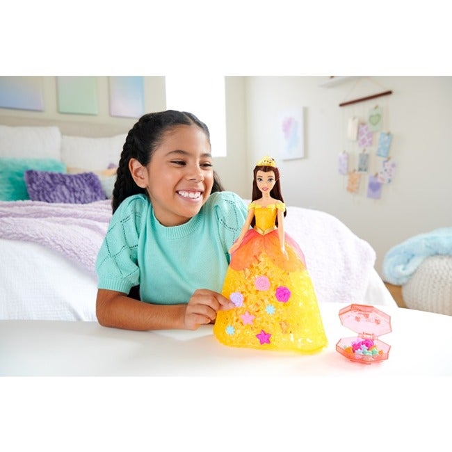 DISNEY PRINCESS BELLE FLOWER FASHION DOLL