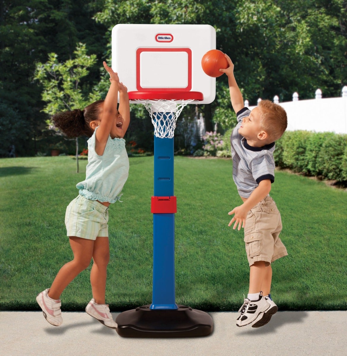 LITTLE TIKES JUNIOR BASKETBALL SET SQUARE BACKBOARD