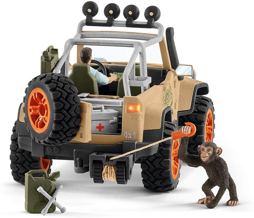 SCHLEICH 4X4 VEHICLE WITH WINCH PLAYSET
